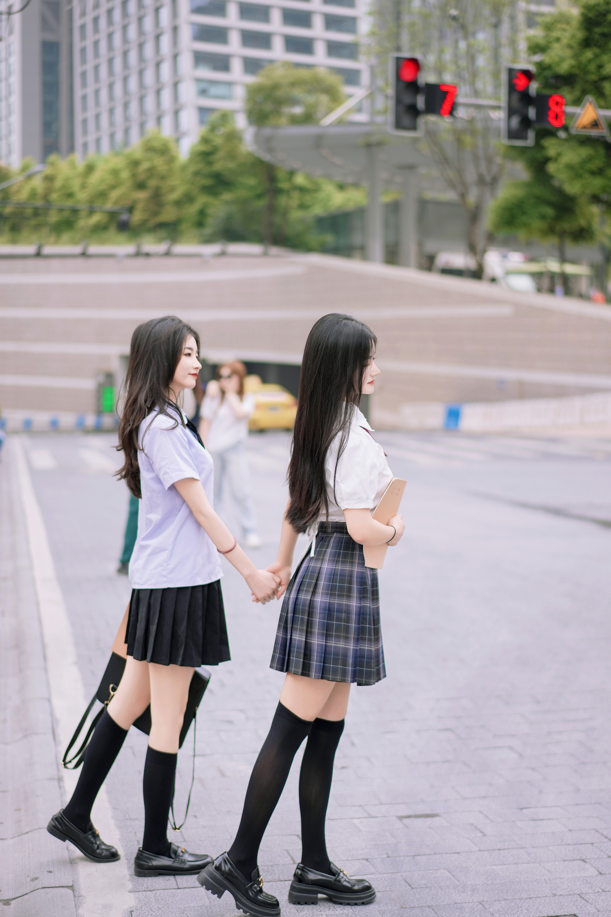 图片[1]-谭小灵 – NO.006 内部私购 鱼子酱Fish 双人JK [108P]-XikXak